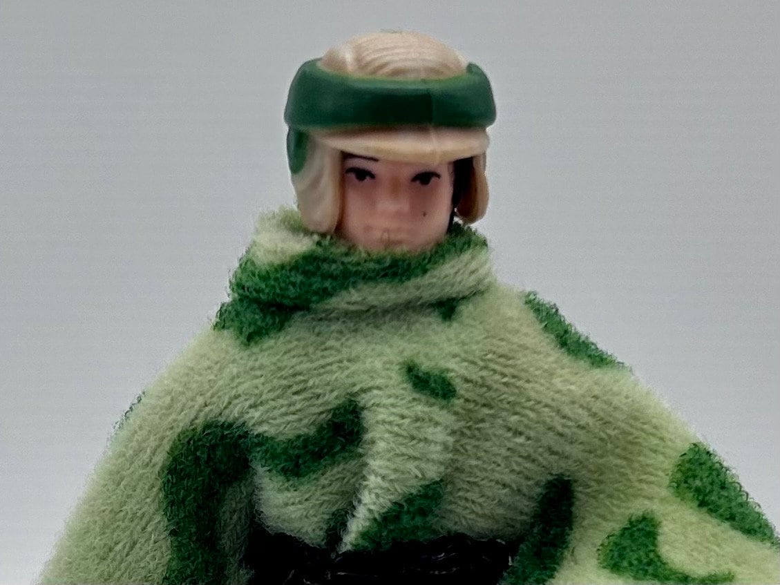 Princess Leia Vintage Kenner ROTJ Combat Poncho, Helmet & Belt 1983