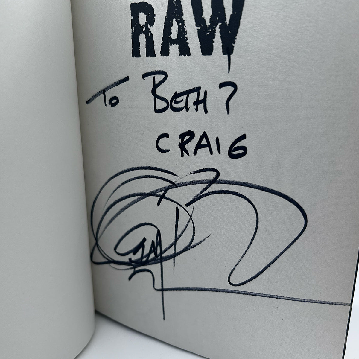 Anthony Bourdain Hardcover SIGNED Medium Raw: A Bloody Valentine to the World of Food and the People Who Cook