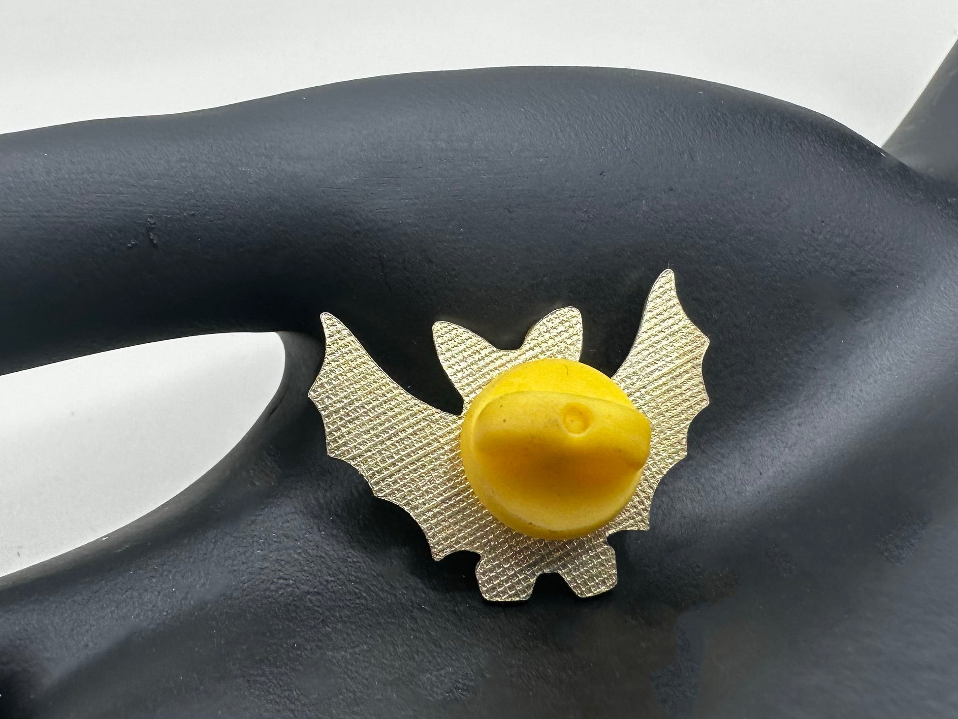 90s Bat Enamel Pin Vintage Jewelry 1 x 1 Inches